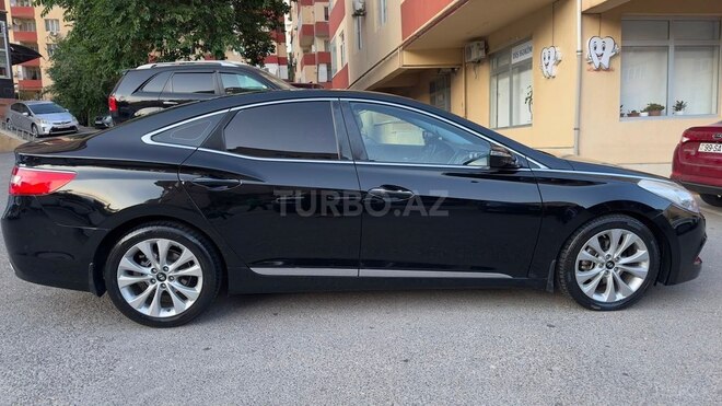 Hyundai Grandeur-9