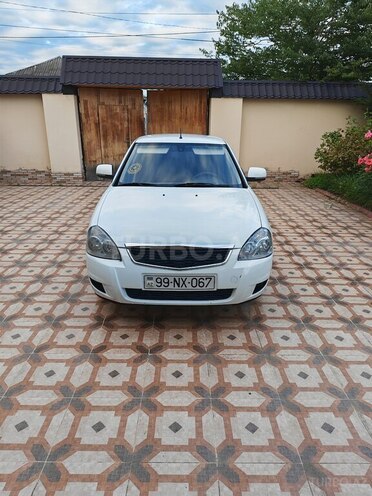 LADA (VAZ) Priora-1