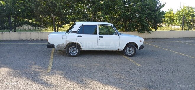 LADA (VAZ) 2107-4