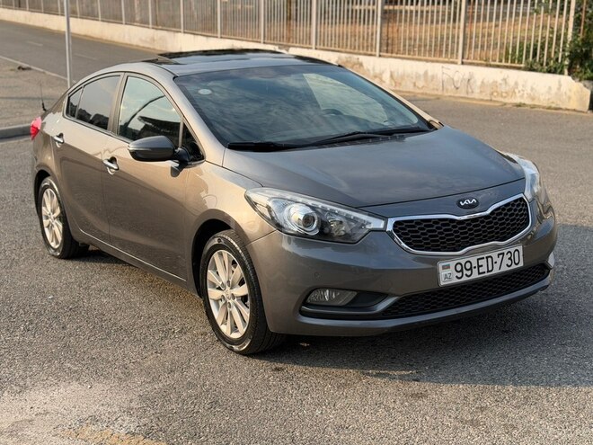 Kia Cerato-9