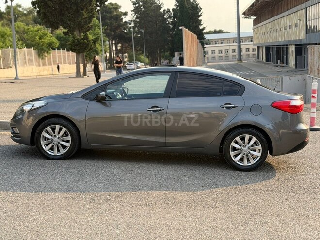 Kia Cerato-13