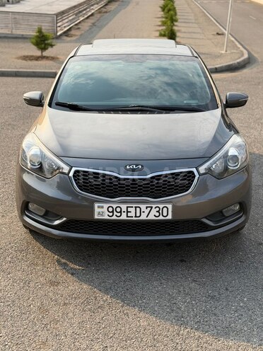 Kia Cerato-10