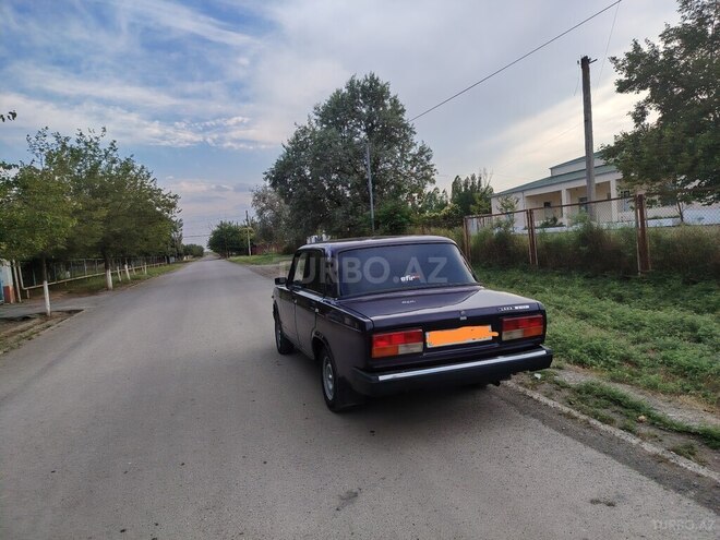 LADA (VAZ) 2107-4