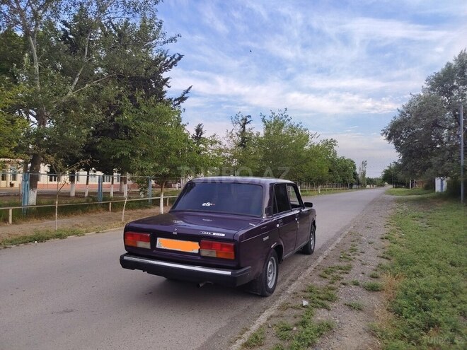 LADA (VAZ) 2107-5