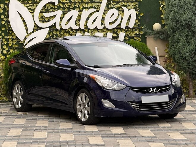 Hyundai Elantra-5