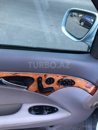 Mercedes E 300-6