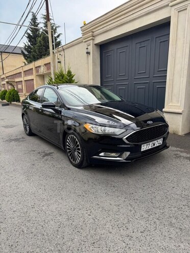 Ford Fusion-7