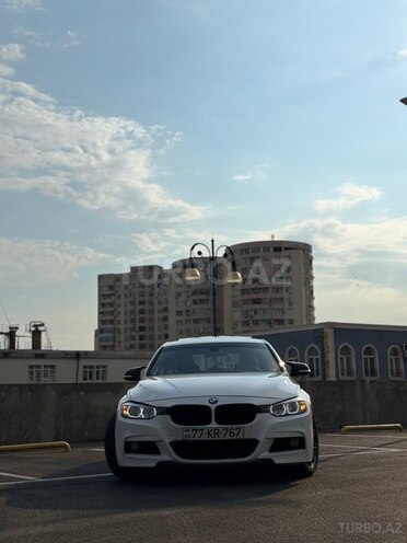 BMW 330-3