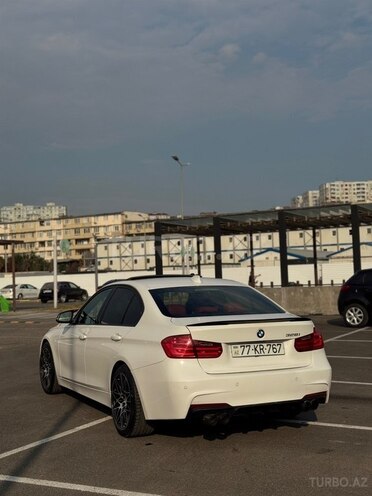 BMW 330-7