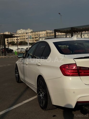 BMW 330-8