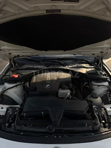 BMW 330-17