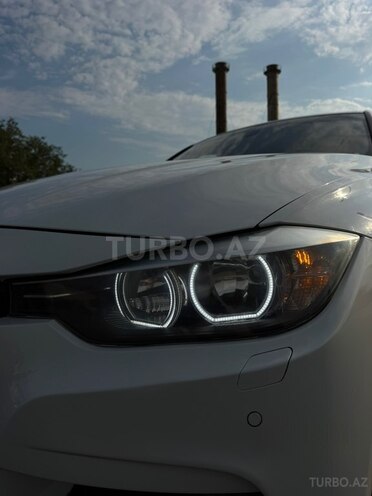 BMW 330-18