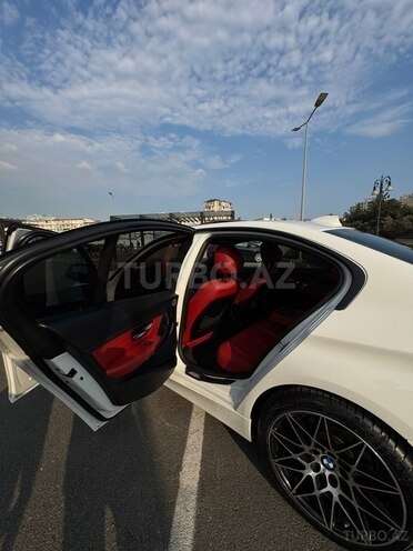 BMW 330-11