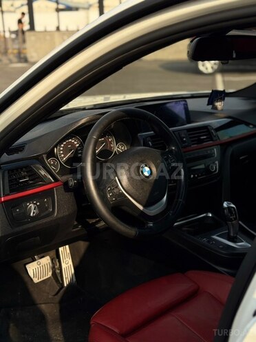 BMW 330-13