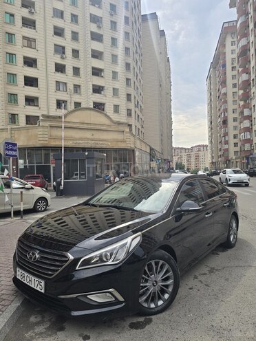 Hyundai Sonata-4