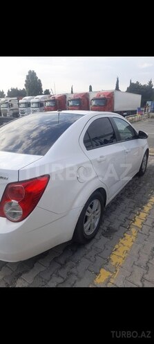 Chevrolet Aveo-4