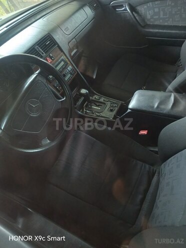 Mercedes C 200-2