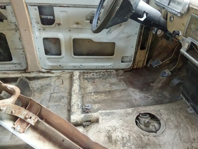 GAZ M-21-12