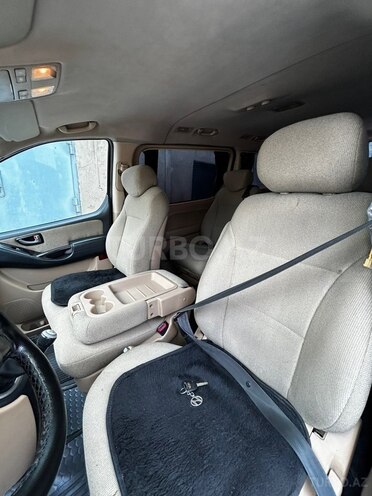 Hyundai H-1-7