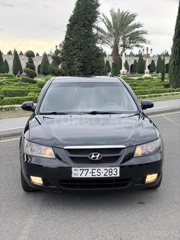 Hyundai Sonata-1