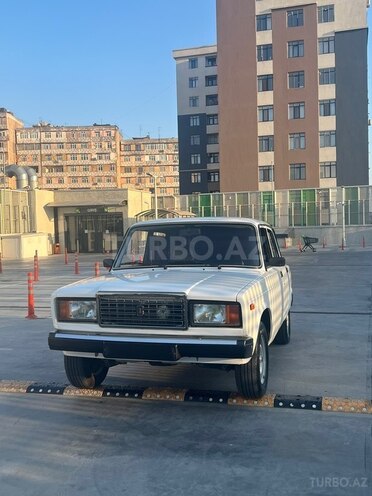 LADA (VAZ) 2107-4