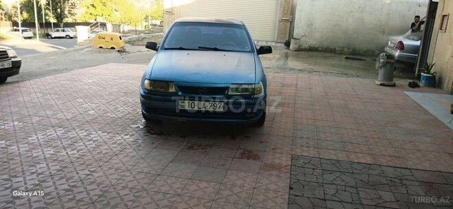 Opel Vectra-1