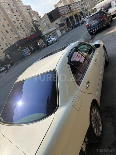 Mercedes E 320-8