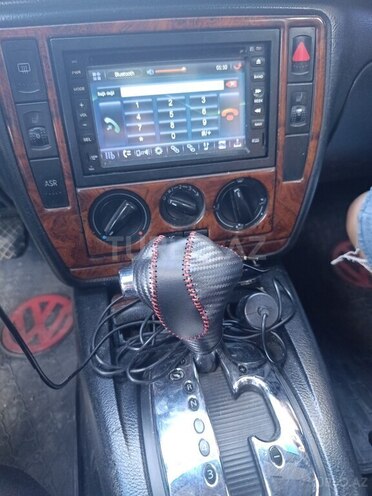 Volkswagen Passat-4