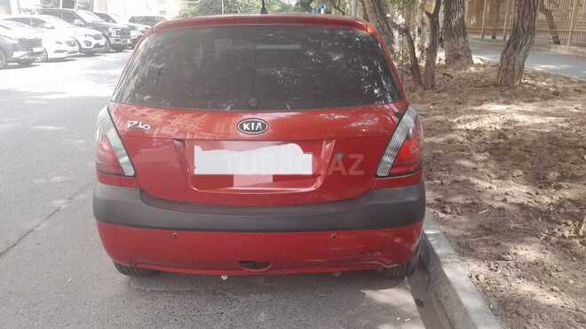 Kia Rio-2