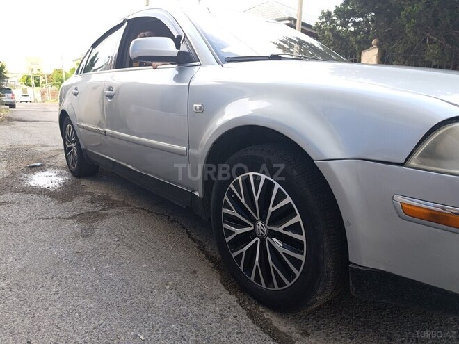 Volkswagen Passat-6