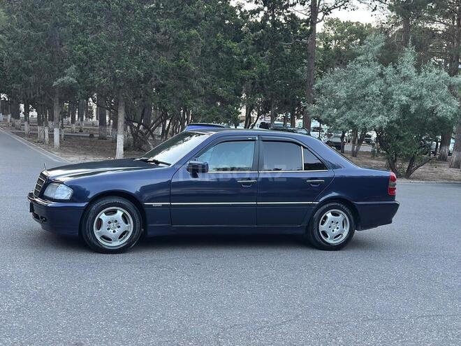 Mercedes C 250-7