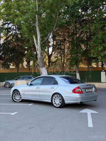 Mercedes E 280-2
