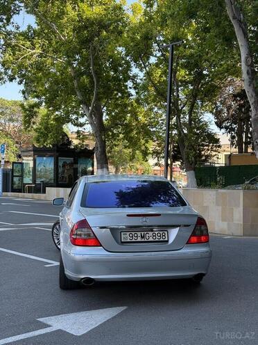Mercedes E 280-4