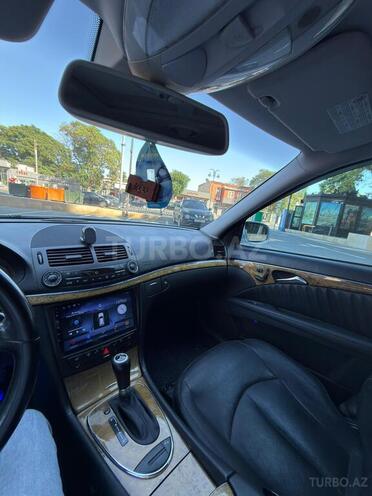 Mercedes E 280-13