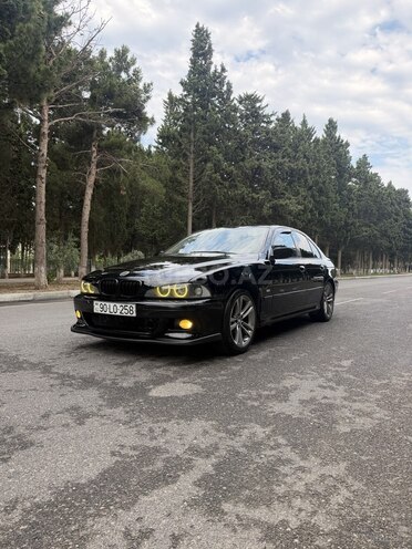 BMW 523-4