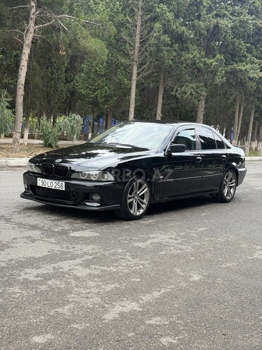 BMW 523-8