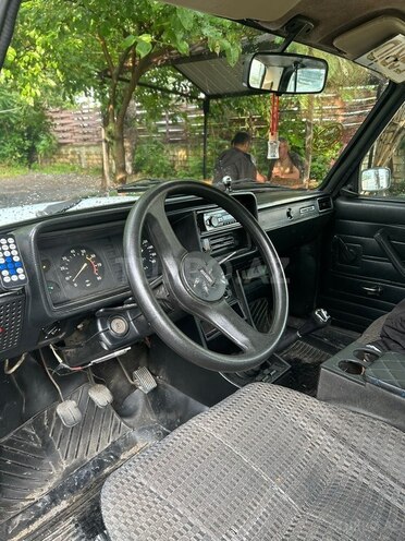 LADA (VAZ) 2107-2