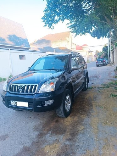 Toyota Land Cruiser Prado-4