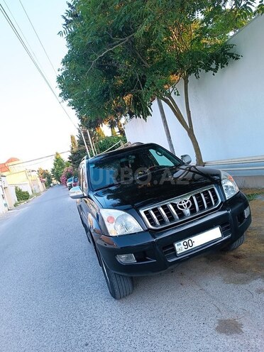 Toyota Land Cruiser Prado-1