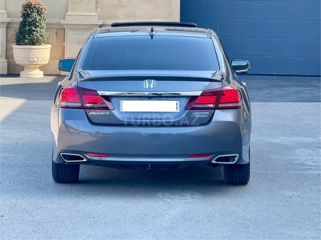 Honda Accord-6