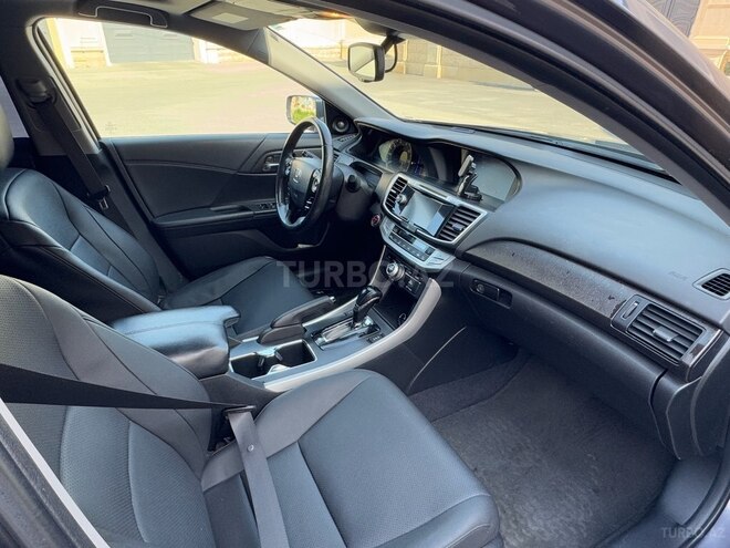 Honda Accord-19