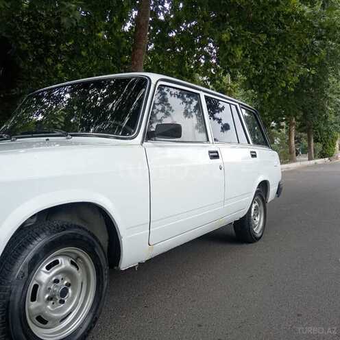 LADA (VAZ) 2104-2