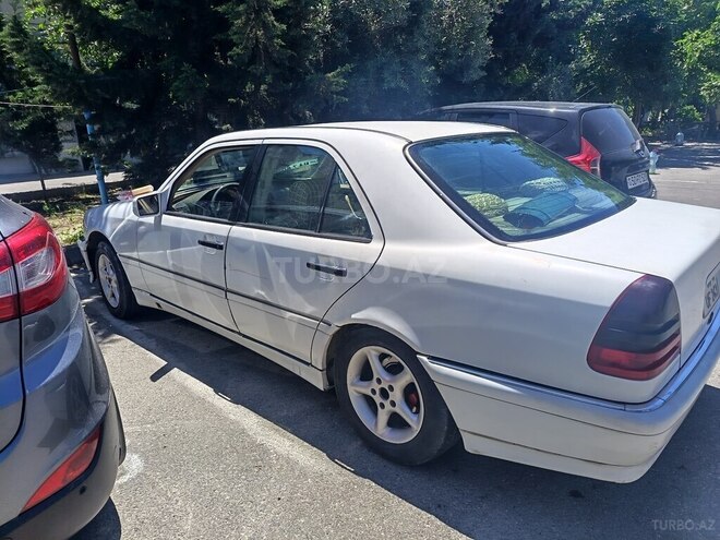 Mercedes C 230-3