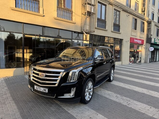 Cadillac Escalade-2