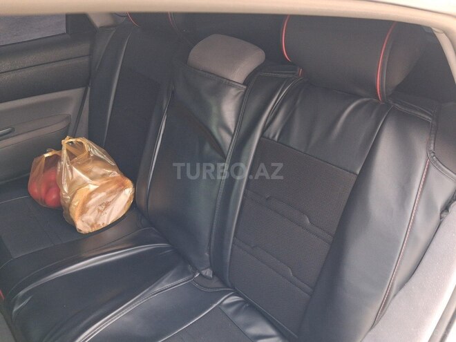 Toyota Prius-5