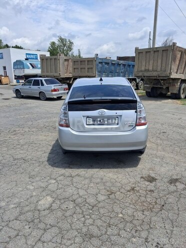 Toyota Prius-9