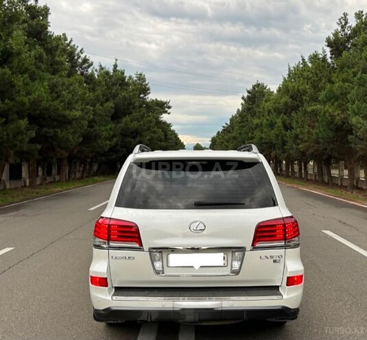 Lexus LX 570-2