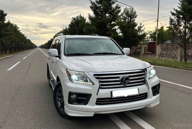 Lexus LX 570-1