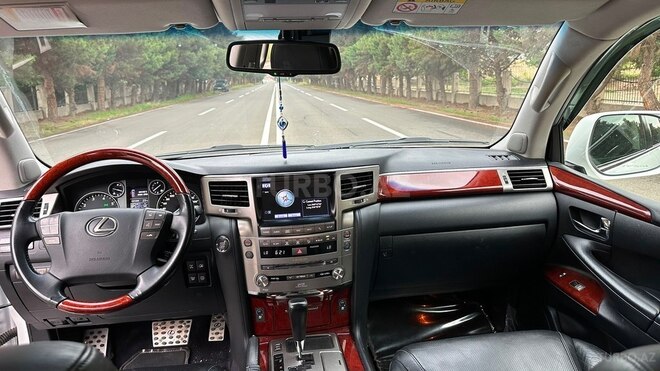 Lexus LX 570-5