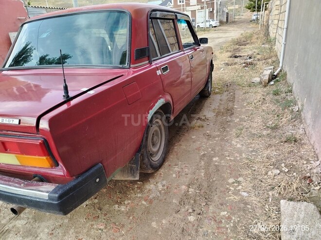 LADA (VAZ) 2107-5